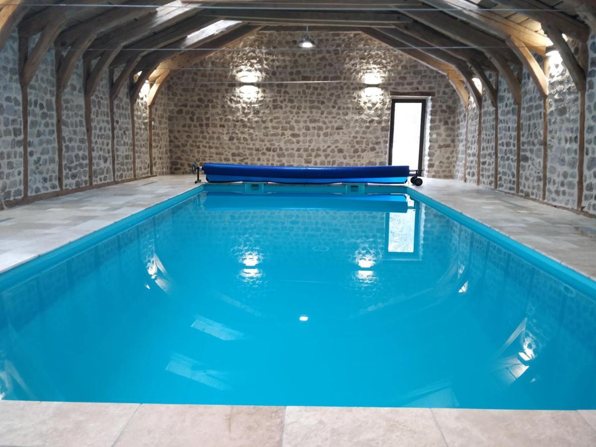 Отель Les Fayettes Montregard Экстерьер фото